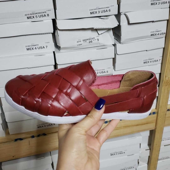 Sneakers leather huarache - Picture 2 of 3